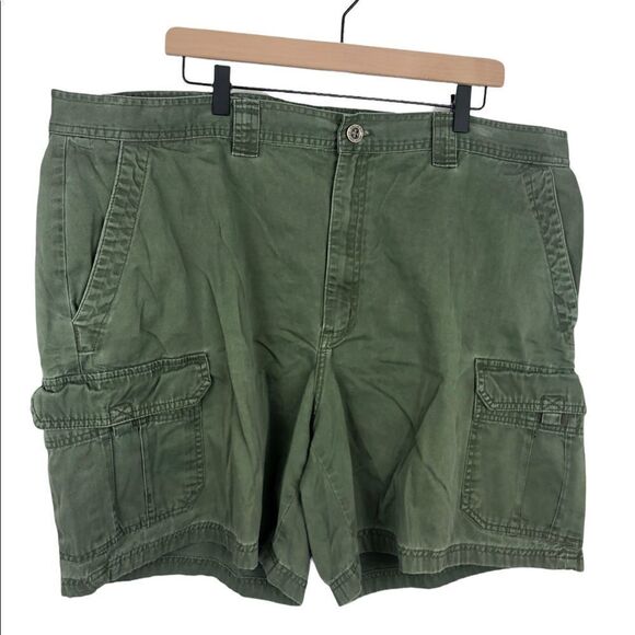 Columbia cargo shorts  - Picture 4 of 10